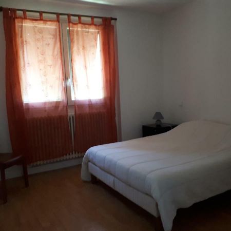 Location De Vacances A Gourdon En Bouriane Екстериор снимка